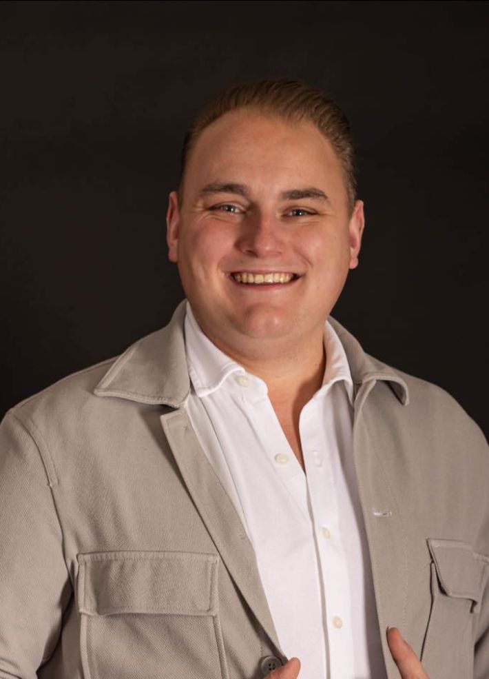 mike oskam
